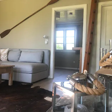 Holiday home Rote Haus Hinterm Deich Simonsberg
